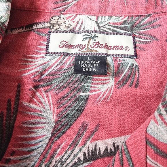 Tommy Bahama 100% Silk Floral Shirt - Picture 5 of 7